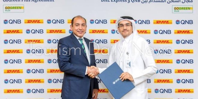 اتفاقية بين “QNB” و”دي إتش إل إكسبريس” لاستخدام وقود الطيران المستدام