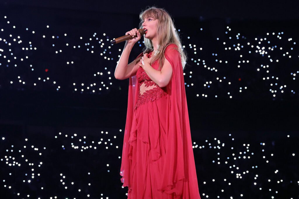 Taylor Swift Gives Touching Goodbye to ‘Eras Tour’ Using Her Own Lyrics